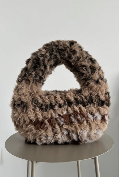 FLUFFY BAG